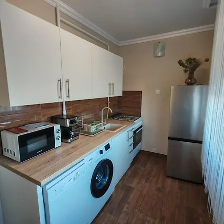 Cozy Downtown Nook For Rent *